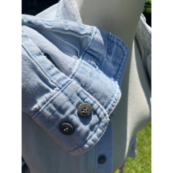 Harley-Davidson Blue Denim Button-Up Shirt L With Logo Pocket Trashed Frayed - Picture 9 of 10